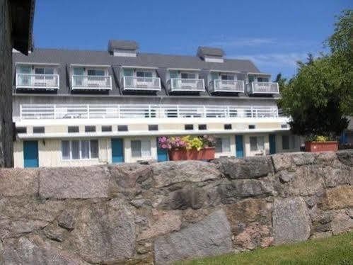 The Windswept Inn Charlestown Extérieur photo